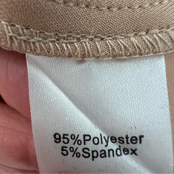 Tuckernuck Cream V-Neck Easton Blouse - Picture 10 of 11